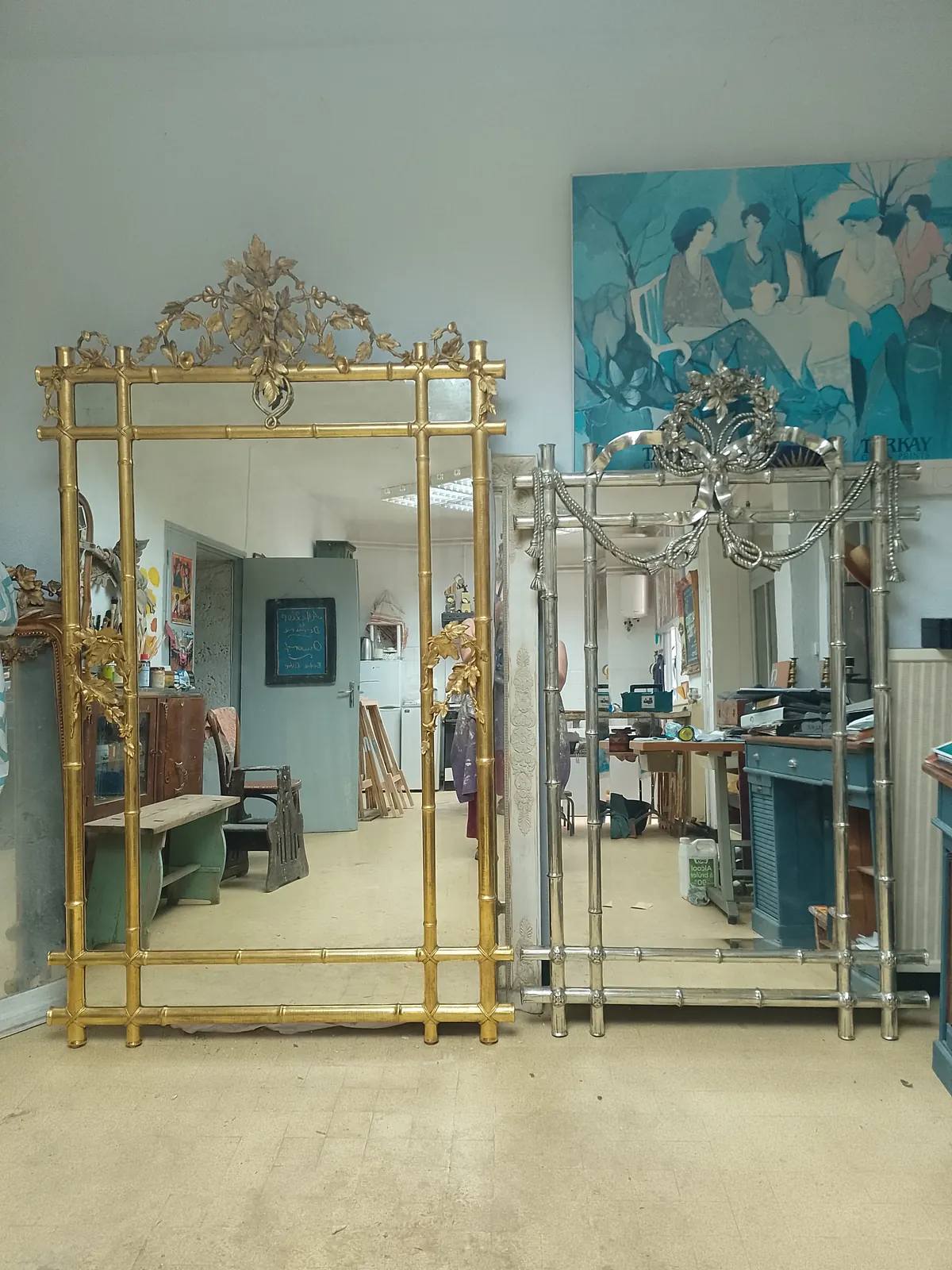 Cadre doré après restauration à la feuille d'or — atelier La Pie Dorée