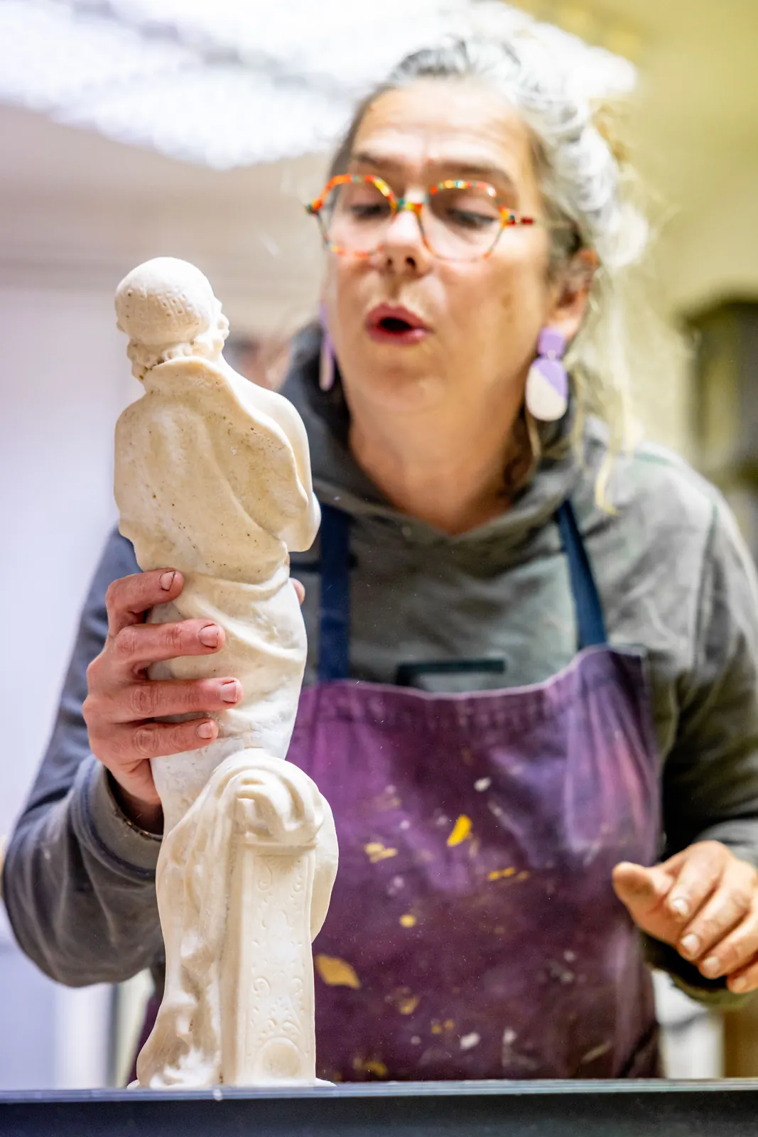 Soins et entretien d'un objet en bois doré ancien